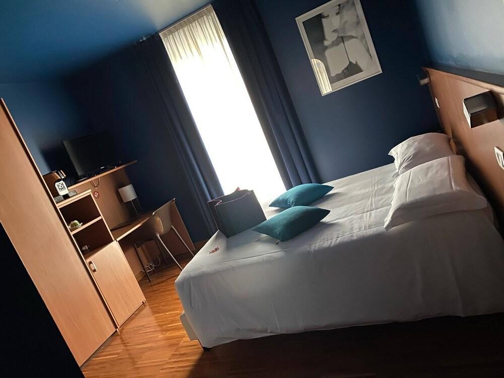 Albergo Residenza Al Teatro Udine Dış mekan fotoğraf