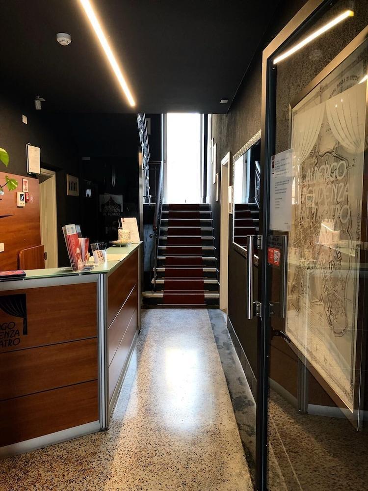 Albergo Residenza Al Teatro Udine Dış mekan fotoğraf